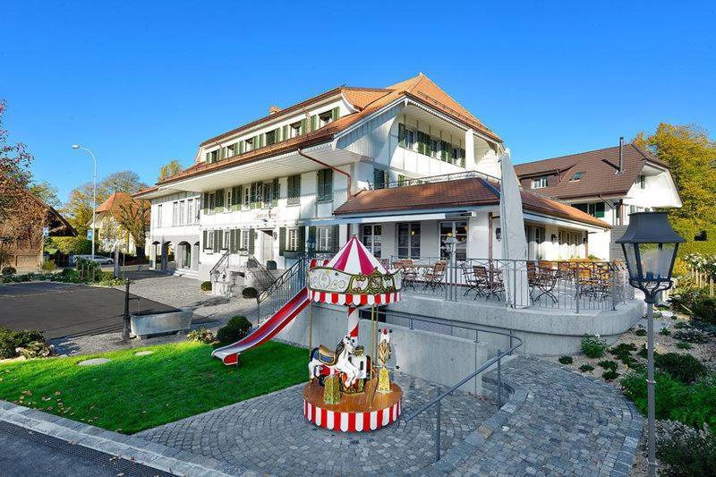 Gasthof Zum Schluessel La Meridienne Fribourg Sa Ueberstorf Exterior photo